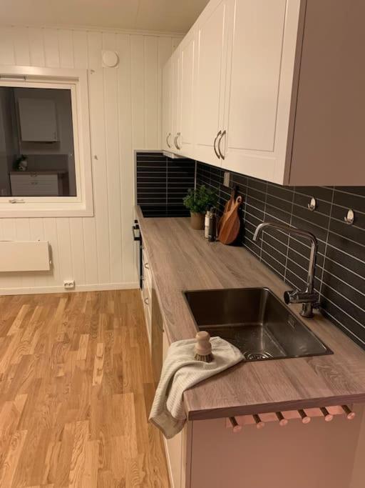 Fin Leilighet I Tromsdalen. Apartment Tromso Luaran gambar